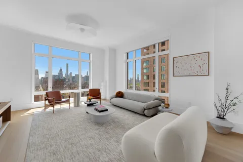 $7,680,000 | 200 East 83rd Street, Unit 29B | Upper East Side