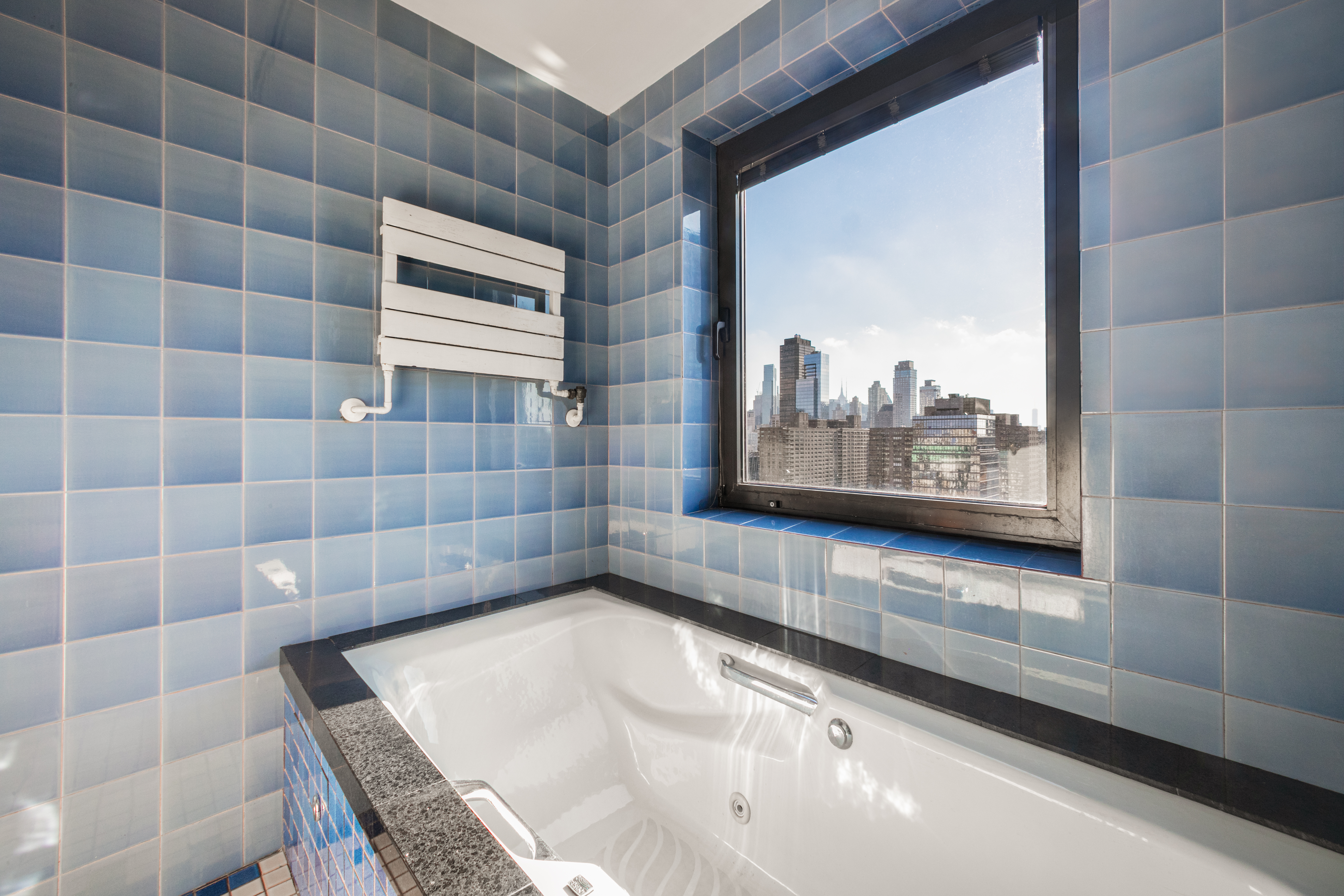 263 West End Avenue, Unit PH22B Manhattan, NY 10023 - Photo 15 of 19 a view of a bathtub in a bathroom