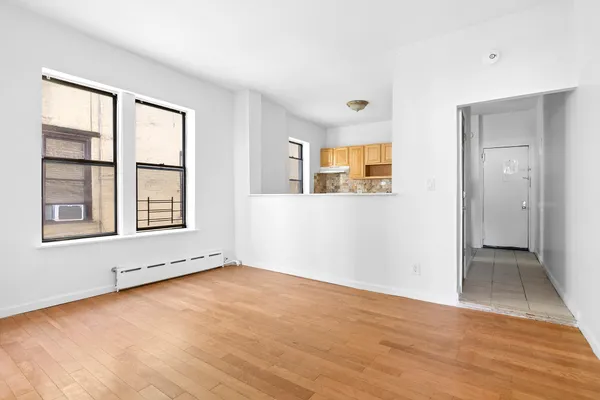 $2,400 | 174 Bay 25th Street, Unit C4 | Bath Beach