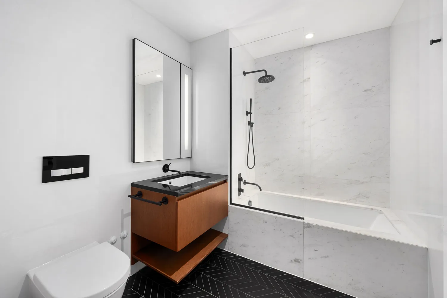 $1,850,000 | 570 Broome Street, Unit 10A | Hudson Square