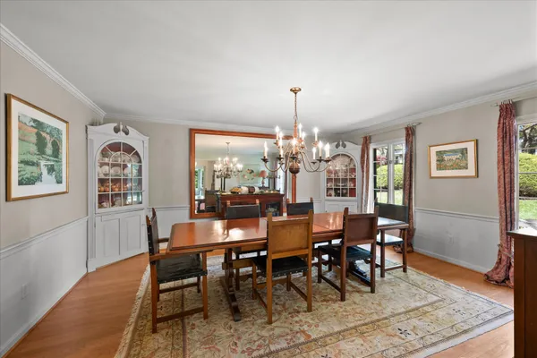 $2,400,000 | 11304 Skipwith Lane, Potomac, MD 20854
