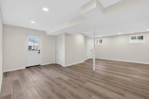 $1,350,000 | 6813 Winterberry Lane, Bethesda, MD 20817