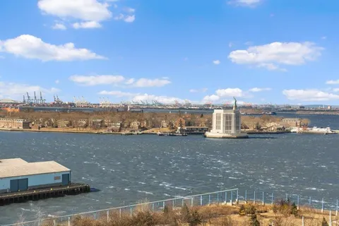 $2,745,000 | 360 Furman Street, Unit 508 | Brooklyn Heights