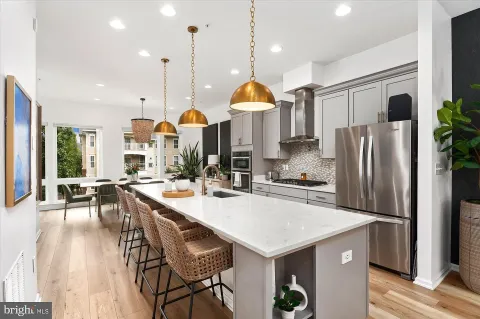 $965,000 | 128 Cambria Walk, Alexandria, VA 22304