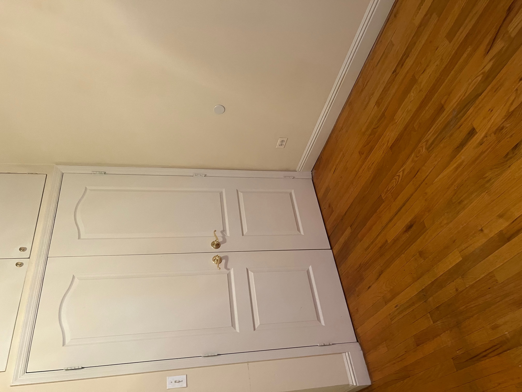 202 Riverside Drive, Unit 2J Manhattan, NY 10025 - Photo 3 of 9