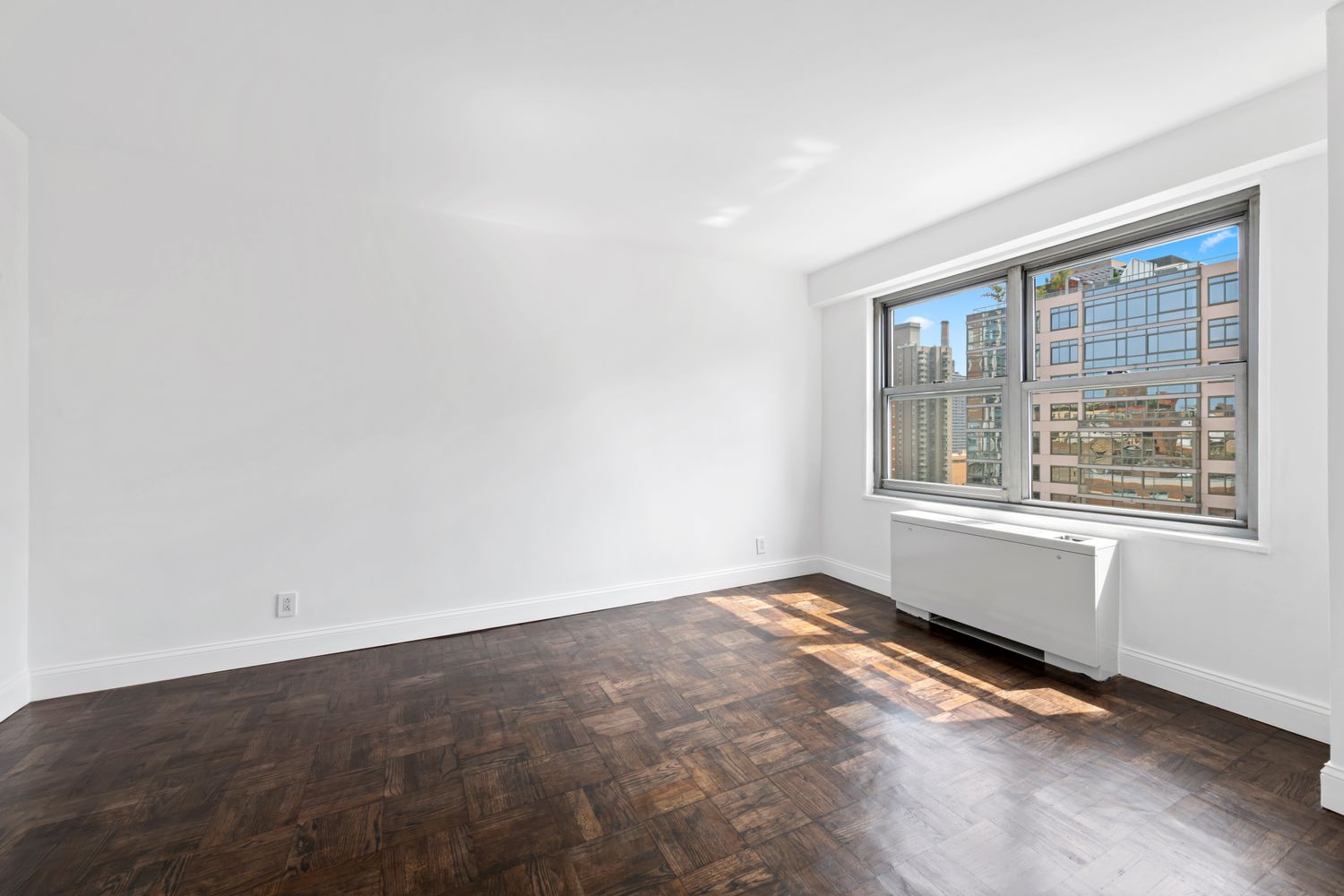 $2,443,800 | 360 East 72nd Street, Unit C2001 | Lenox Hill
