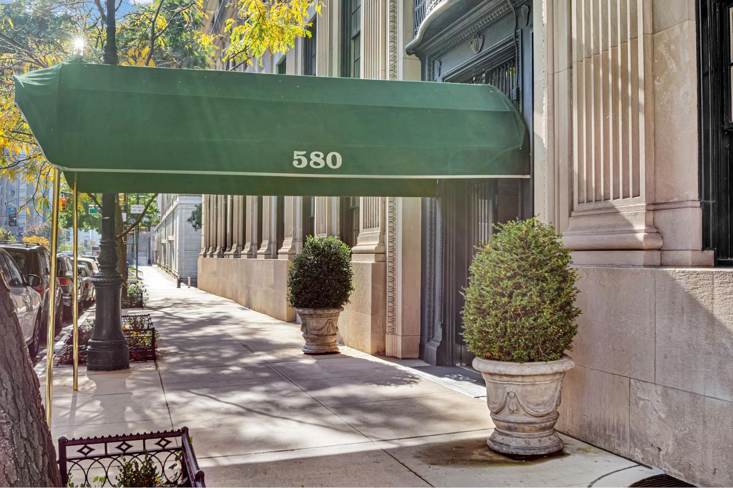 580 Park Avenue, Unit 3A Manhattan, NY 10065 - Photo 14 of 15