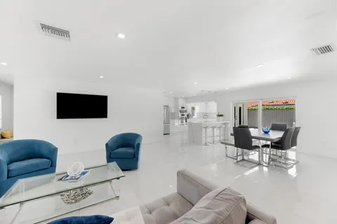$890,000 | 9724 Southwest 4th Terrace, Miami, FL 33174