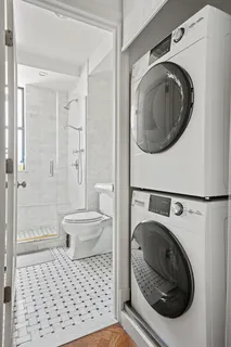 $2,600,000 | 177 East 77th Street, Unit PHC | Upper East Side