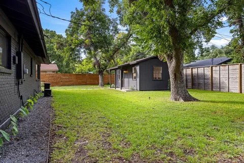 $1,350,000 | Address Upon Request, Austin, TX 78757