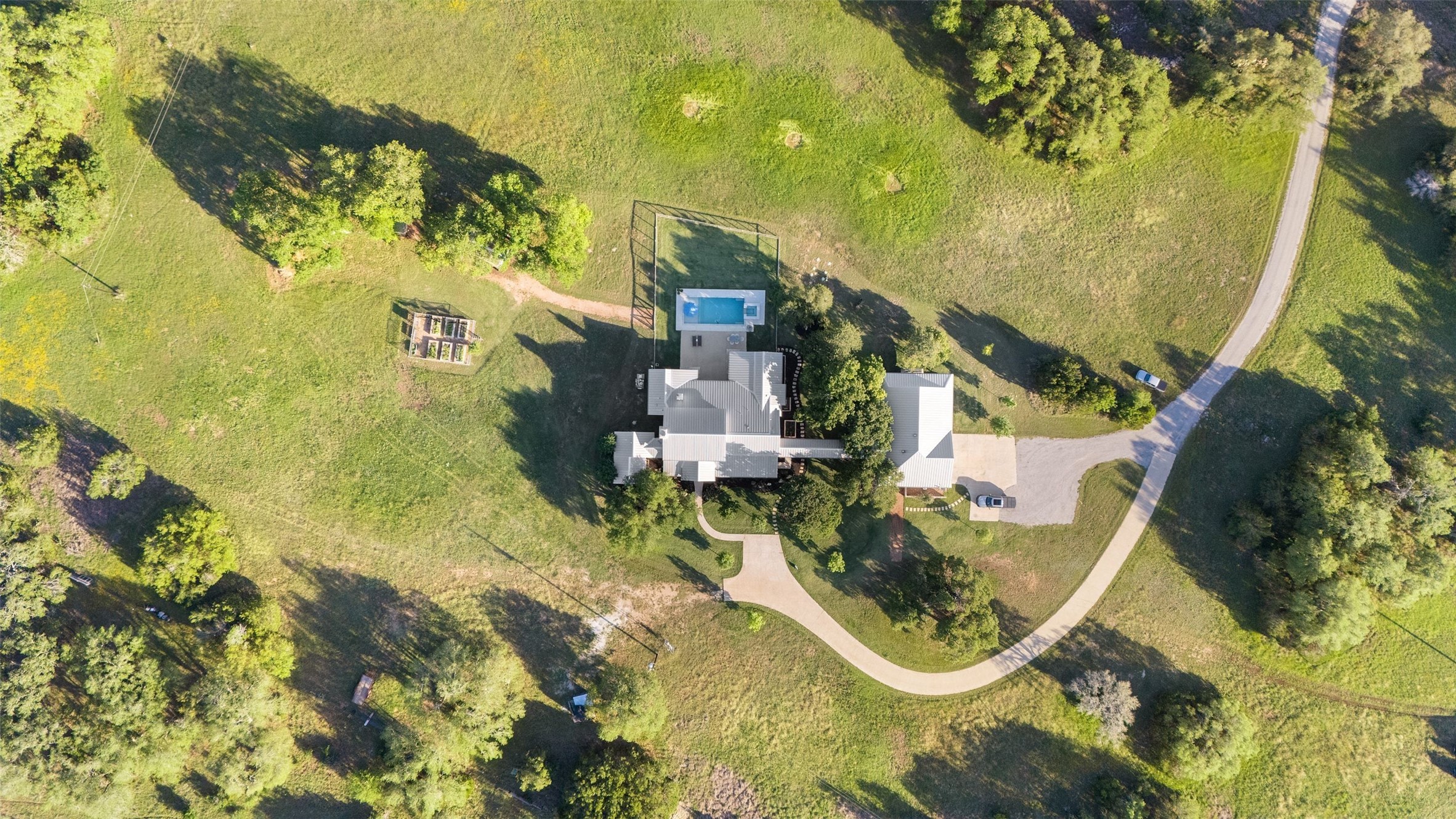 3870B Creek Road Dripping Springs, TX 78620 - Photo 2 of 40 Gallery Image 2