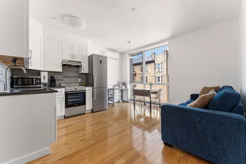 $575,000 | 362 West 127th Street, Unit 5B | Manhattanville