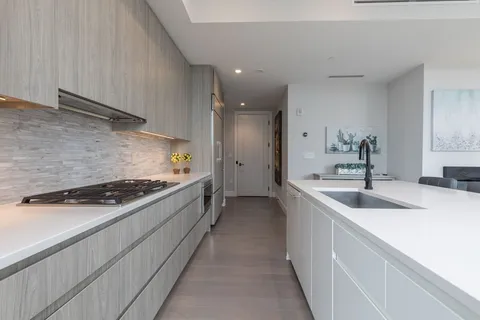 $2,695,000 | 140 Shawmut Avenue, Unit 7A, Boston, MA 02118