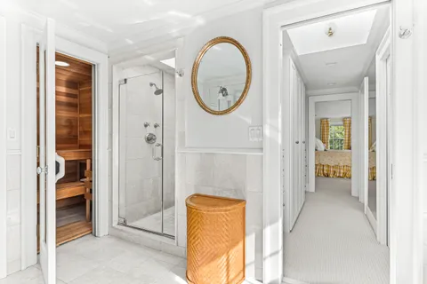 $4,150,000 | 33 Hundreds Circle, Wellesley Hills, MA 02481