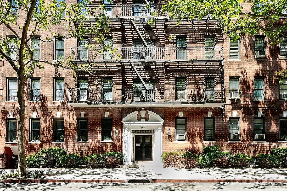 a front view of a building