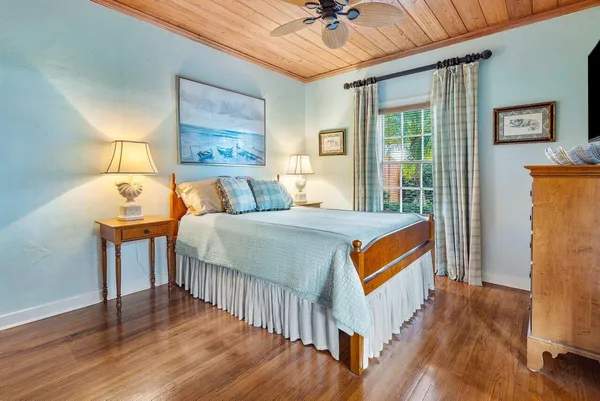 $2,400,000 | 521 North Swinton Avenue, Delray Beach, FL 33444