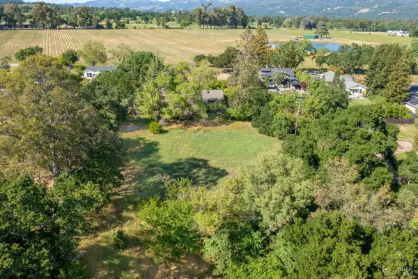 $2,450,000 | 18320-18330 Carriger Road, Sonoma, CA 95476