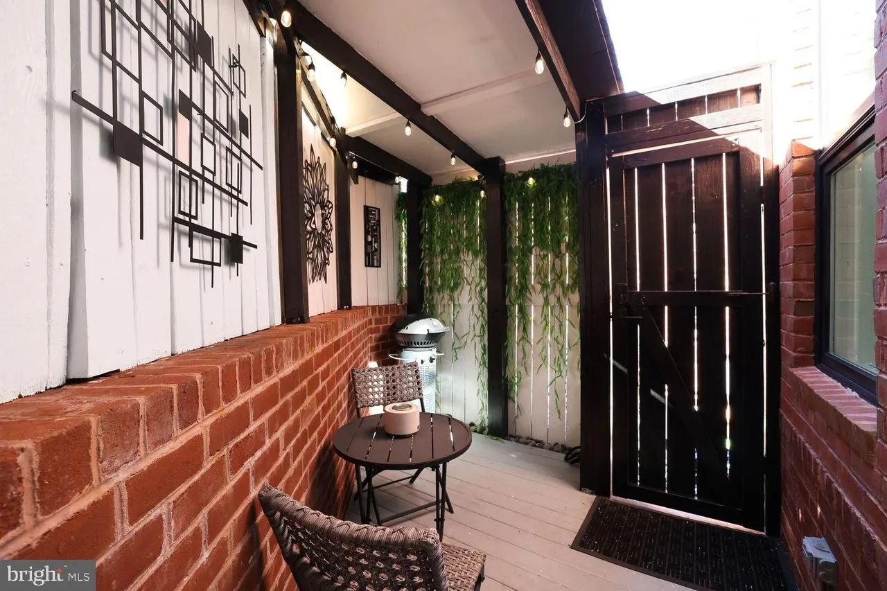 1630 19th Street Northwest Washington, DC 20009 - Photo 40 of 44