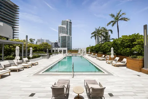 $3,900,000 | 801 South Pointe Drive, Unit 301, Miami Beach, FL 33139