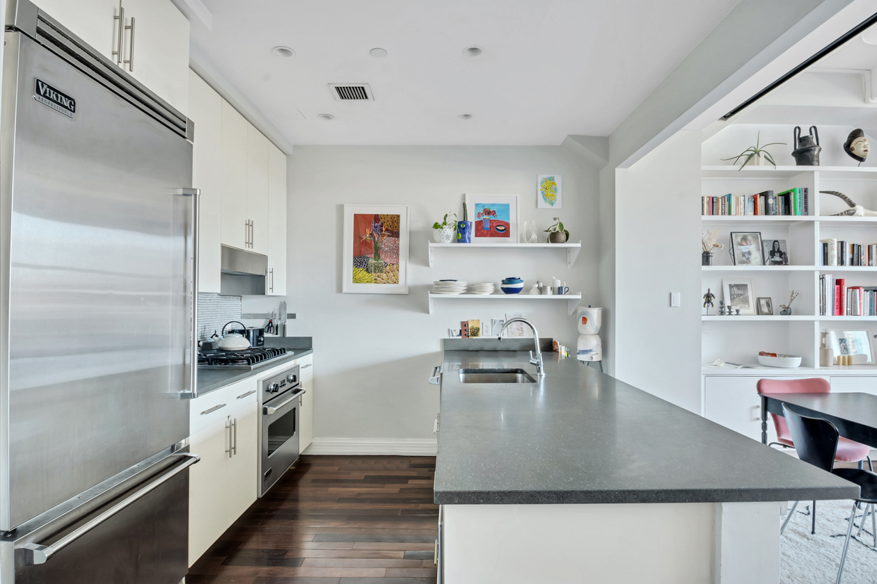 1 Hanson Place, Unit 12B Brooklyn, NY 11243 - Photo 4 of 9