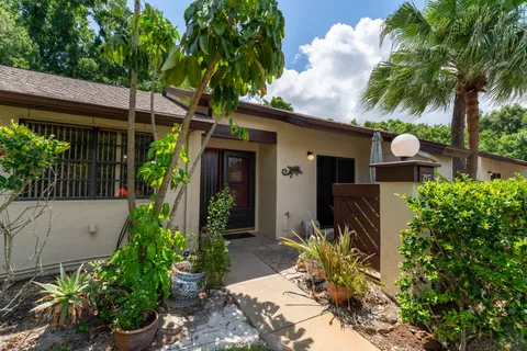 $240,000 | 2917 Fig Court, Unit 2, Palm Harbor, FL 34684