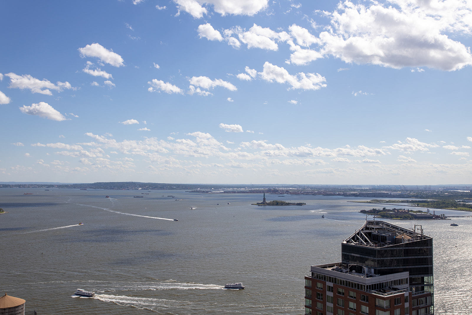 20 West Street, Unit 35G Manhattan, NY 10004 - Photo 19 of 21