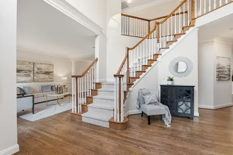 $1,800,000 | 1283 Cobble Pond Way, Vienna, VA 22182