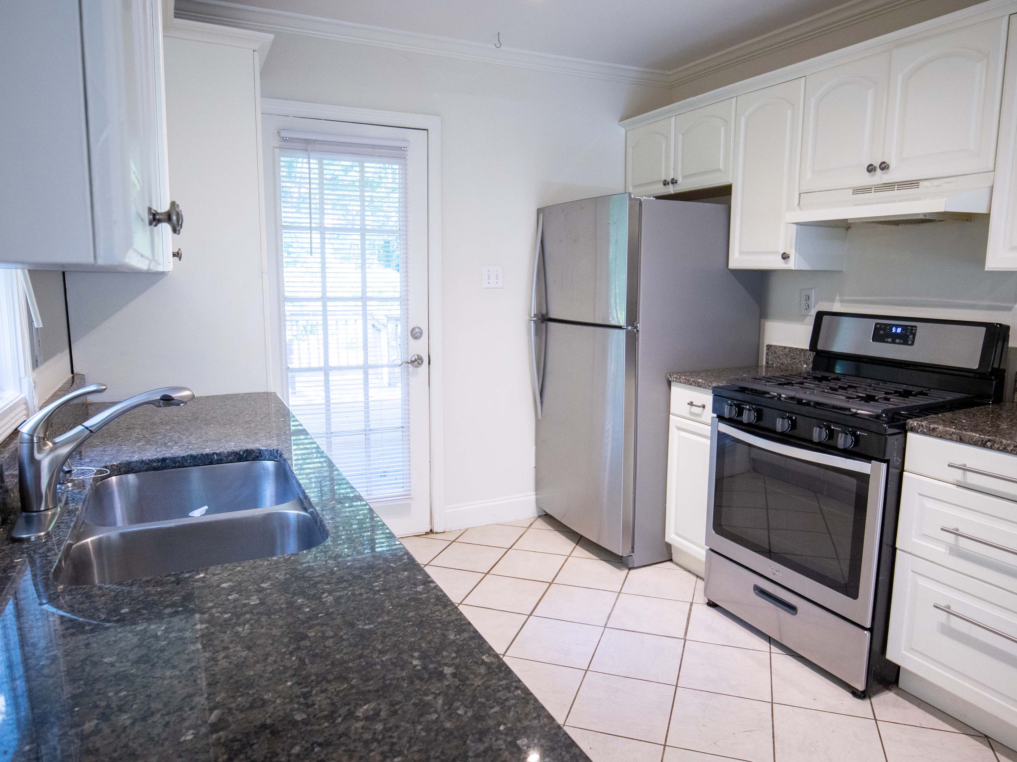 102 Rogers Street Southeast Atlanta, GA 30317 - Photo 9 of 23