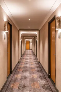 a view of gallery with hallway