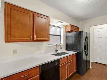 $279,000 | 825 Bristol Avenue, Saginaw, TX 76179