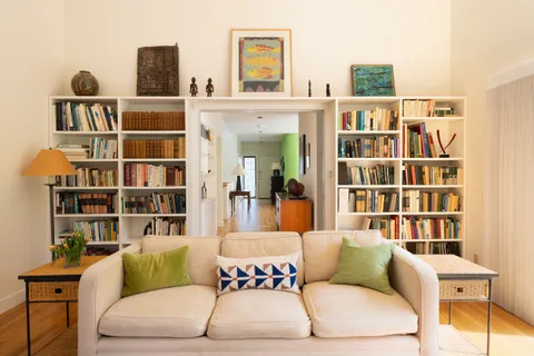 Contact Agent | 185 Warren Street, Brookline, MA 02445