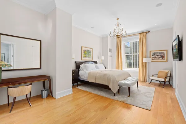 $18,495,000 | 1 Central Park South, Unit 915913 | Central Park South