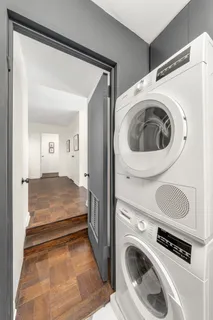 $1,895,000 | 700 Park Avenue, Unit 2B | Lenox Hill