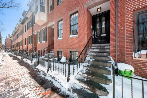 $2,750,000 | 46 Clarendon Street, Unit 1, Boston, MA 02116