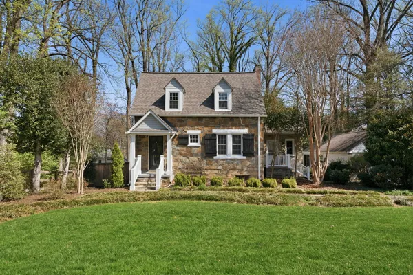 $1,100,000 | 7612 Virginia Avenue, Falls Church, VA 22043