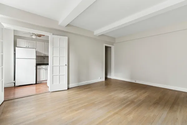 $550,000 | 321 East 54th Street, Unit 9B | Sutton Place