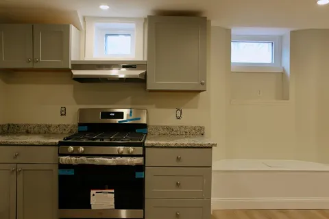 $2,250 | 163 Trenton Street, Unit B, Boston, MA 02128