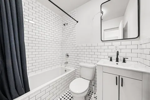 $1,595,000 | 18-60 Flushing Avenue | Ridgewood