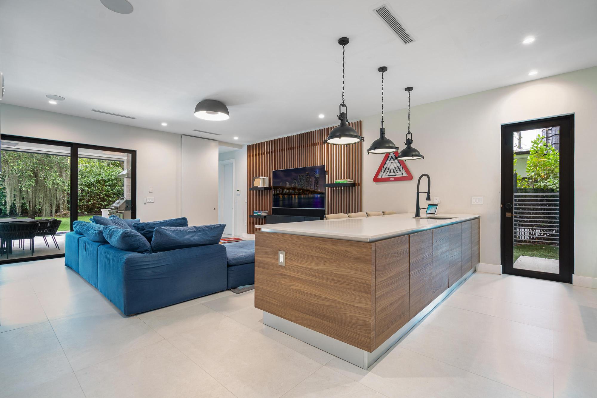 1760 Chucunantah Road Miami, FL 33133 - Photo 13 of 59 Gallery Image 13