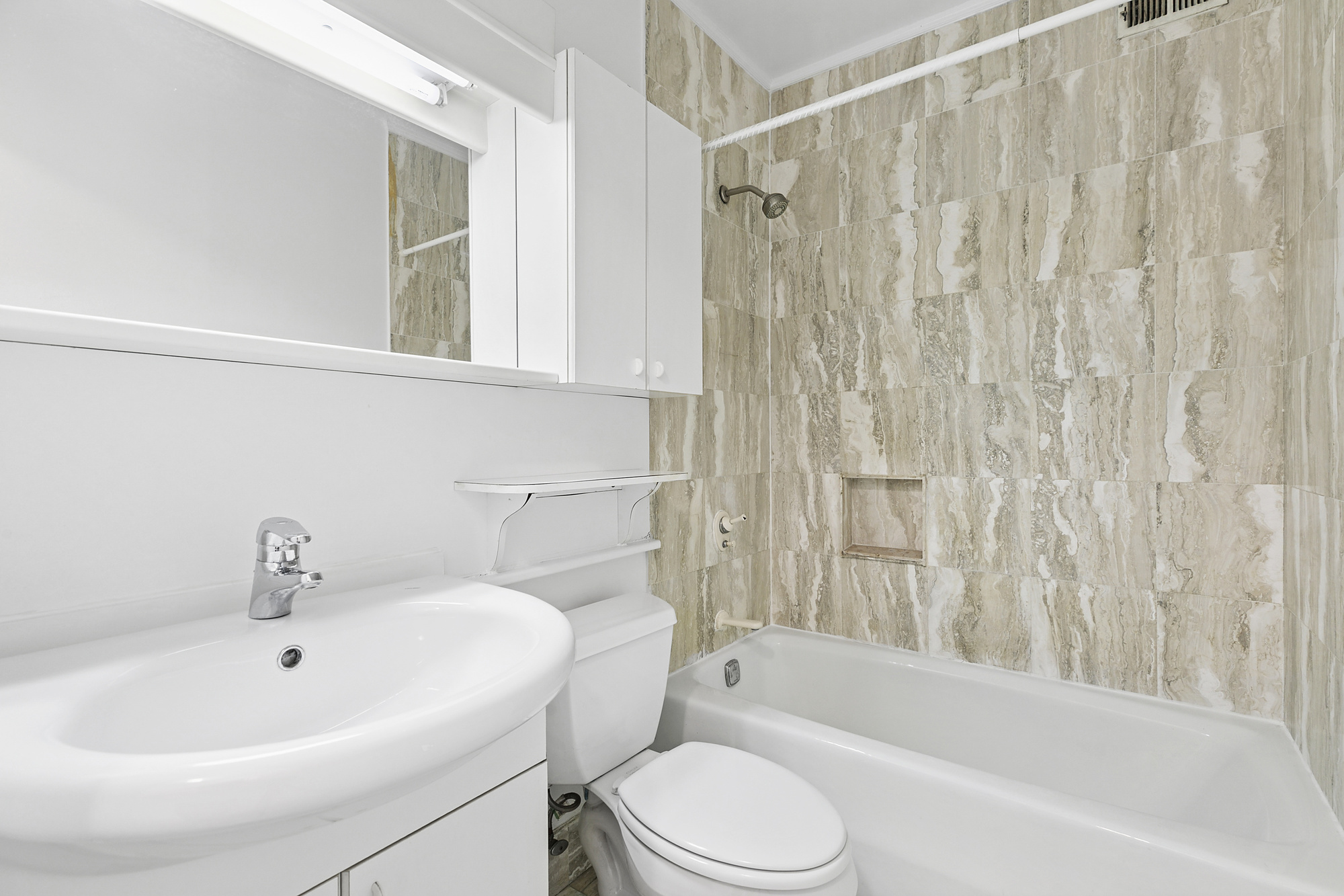 157 East 32nd Street, Unit 8B Manhattan, NY 10016 - Photo 13 of 14