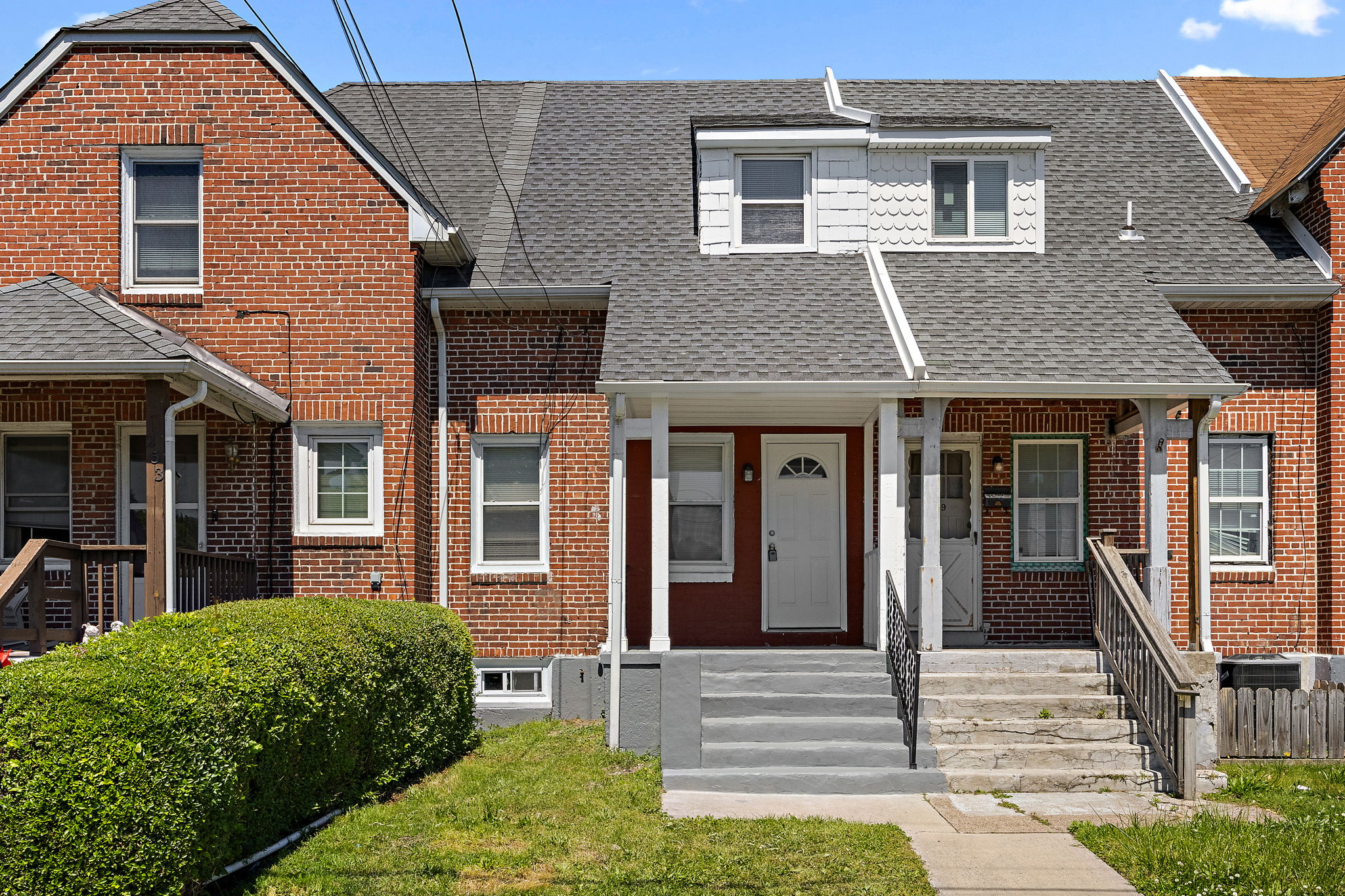 251 Ridge Road Claymont, DE 19703 - Photo 1 of 27