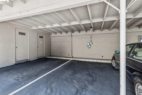 $899,000 | 1519 Oxford Street, Unit E, Berkeley, CA 94709