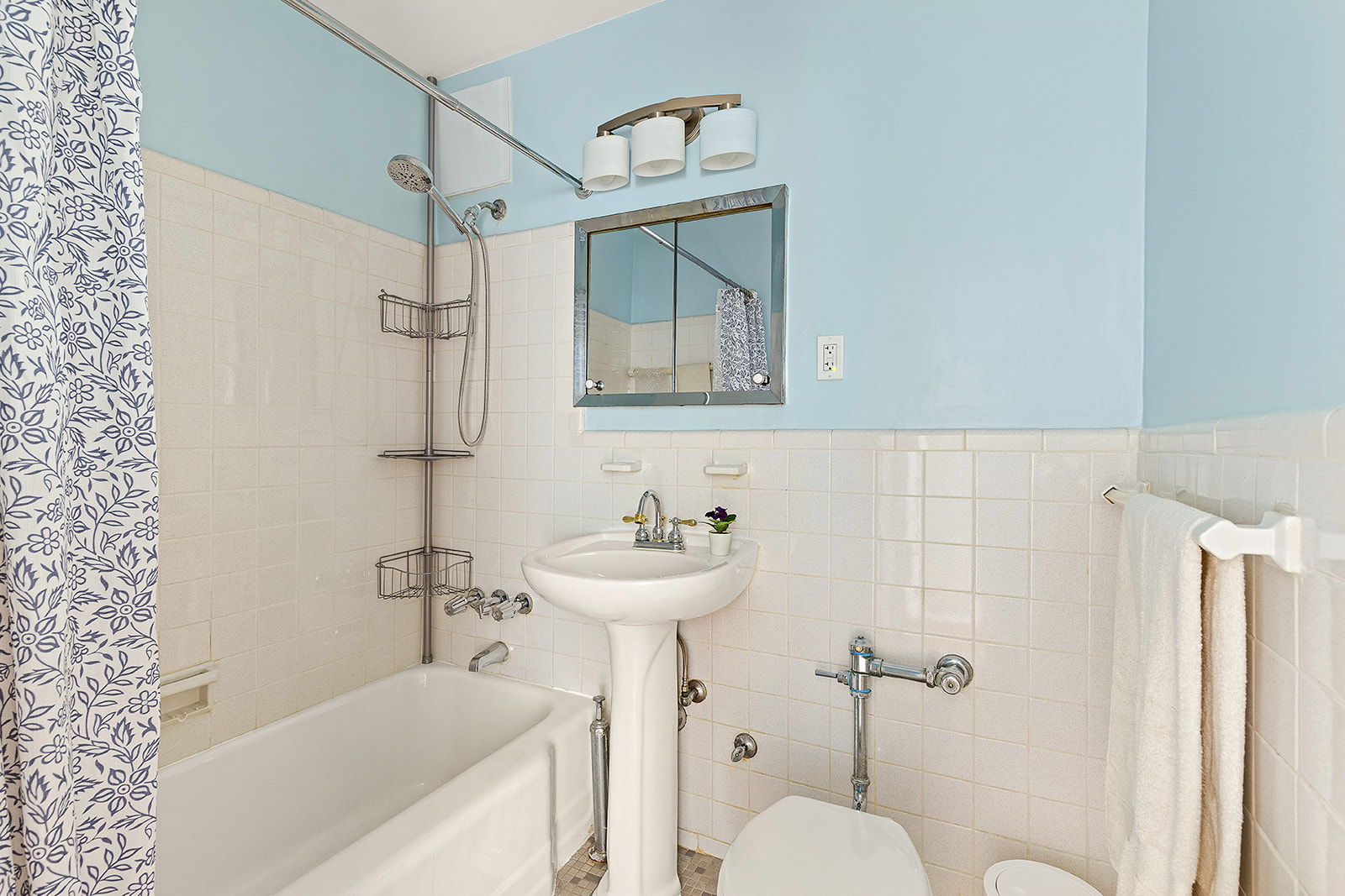8301 Ridge Boulevard, Unit 2J Brooklyn, NY 11209 - Photo 6 of 11