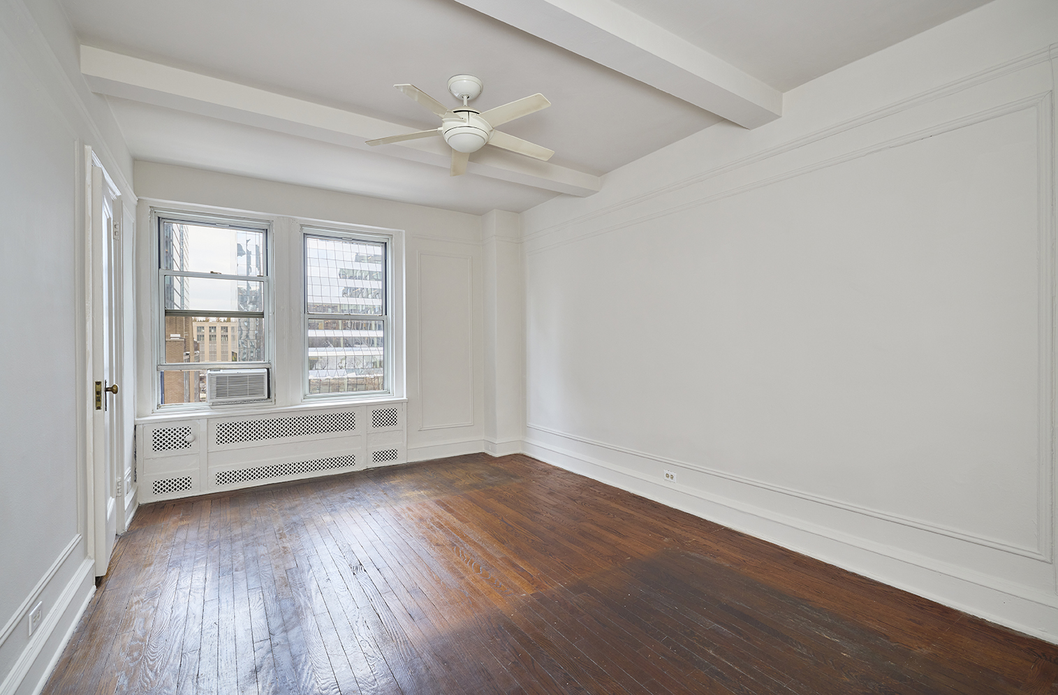 433 West 34th Street, Unit 6A Manhattan, NY 10001 - Photo 5 of 14