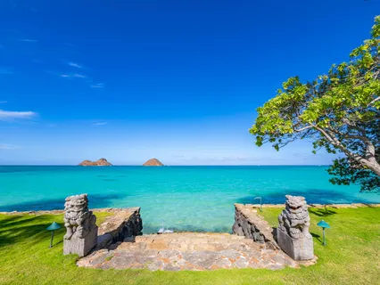 $11,950,000 | 1586 Mokulua Drive, Kailua, HI 96734