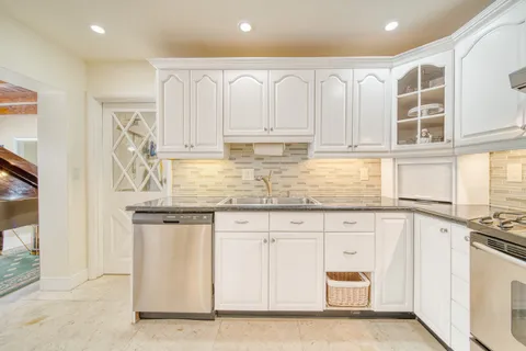 $1,200,000 | 10641 Southwest 99th Terrace, Miami, FL 33176