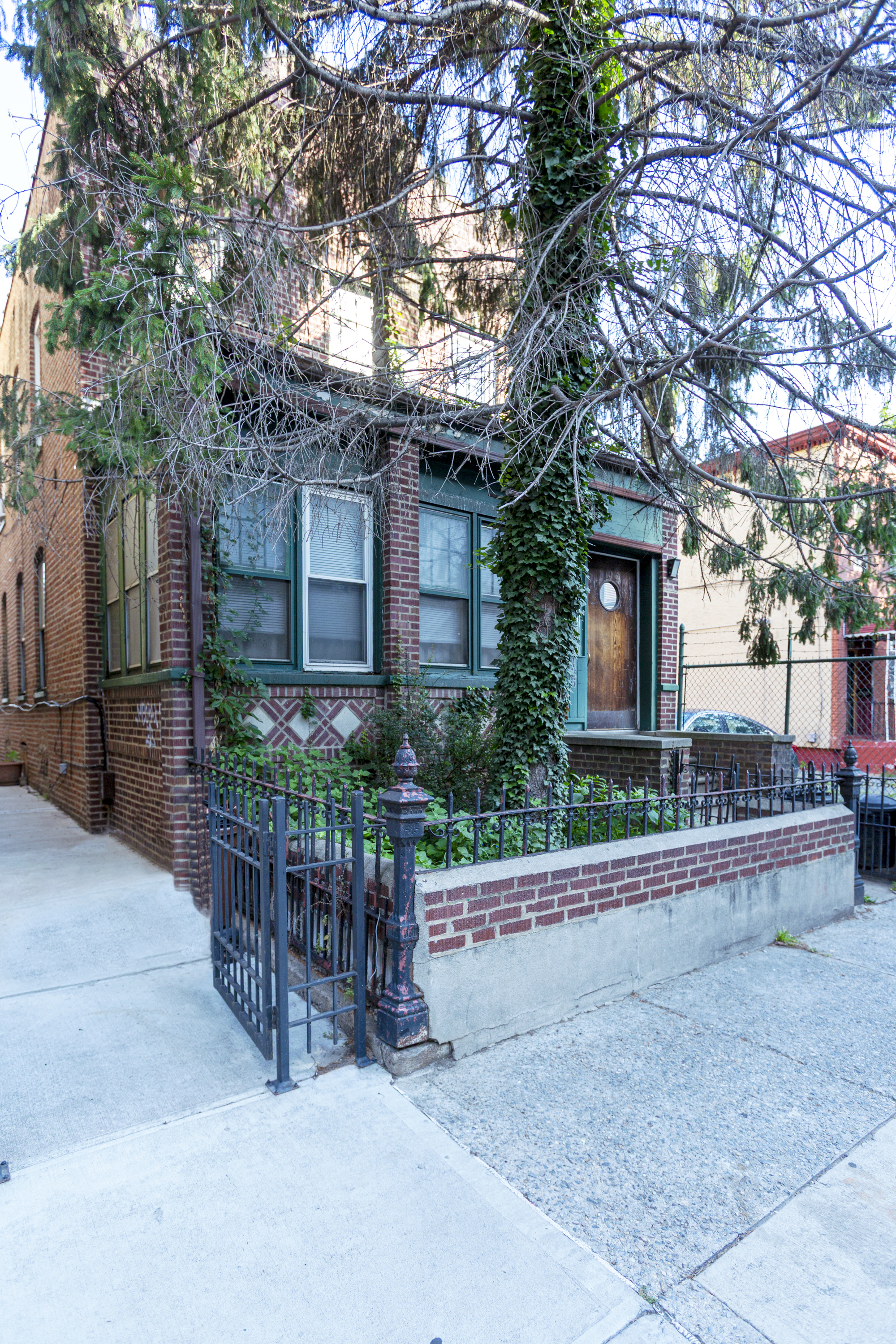 105 Grove Street Brooklyn, NY 11221 - Photo 9 of 10