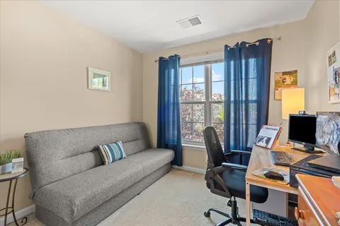 $719,000 | 5280 Kestrel Crossing Drive, Alexandria, VA 22312