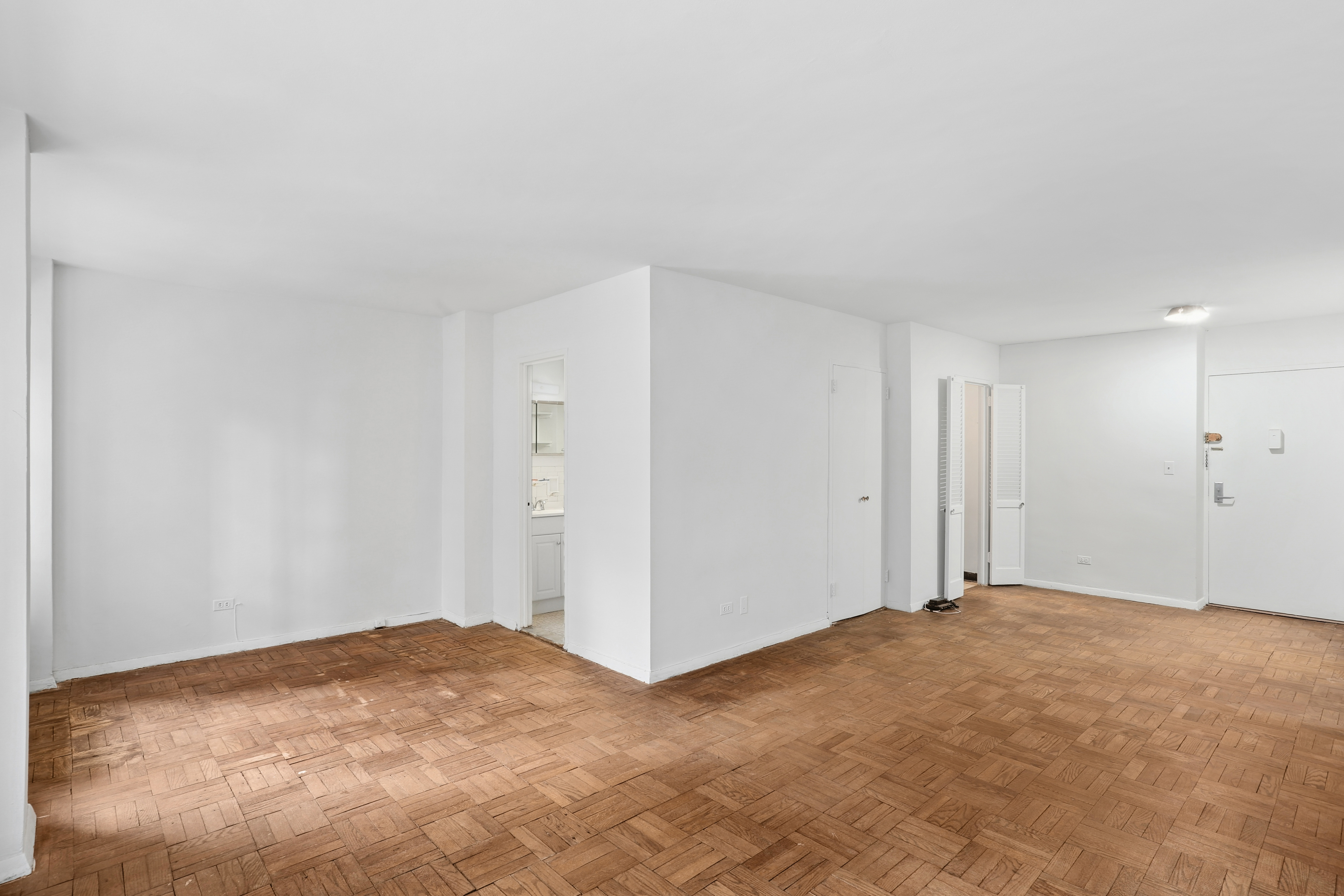 330 East 49th Street, Unit 7M Manhattan, NY 10017 - Photo 3 of 14