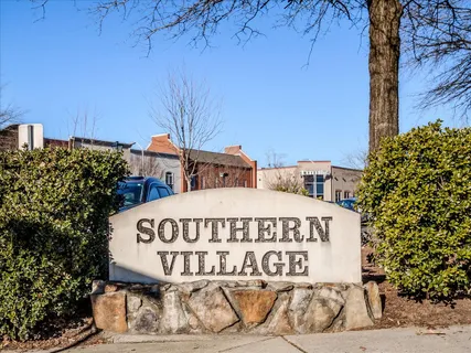 $785,000 | 913 Edgewater Circle, Chapel Hill, NC 27516